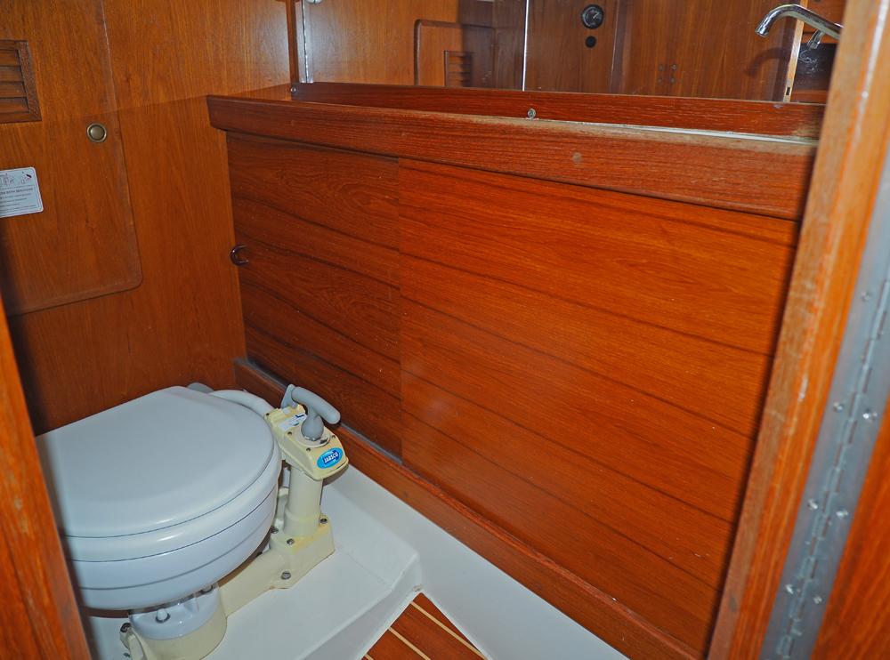 Salon, H&eacute;bergements